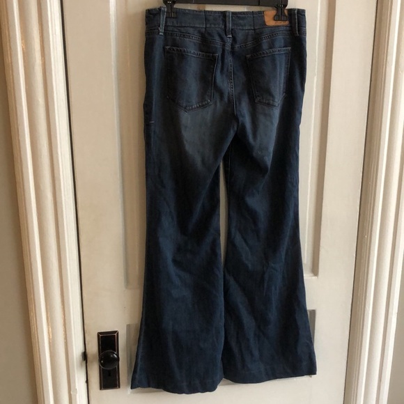 Level 99. Wide Leg Low Rise Medium Wash Denim Jeans 29 (8) - Picture 10 of 14